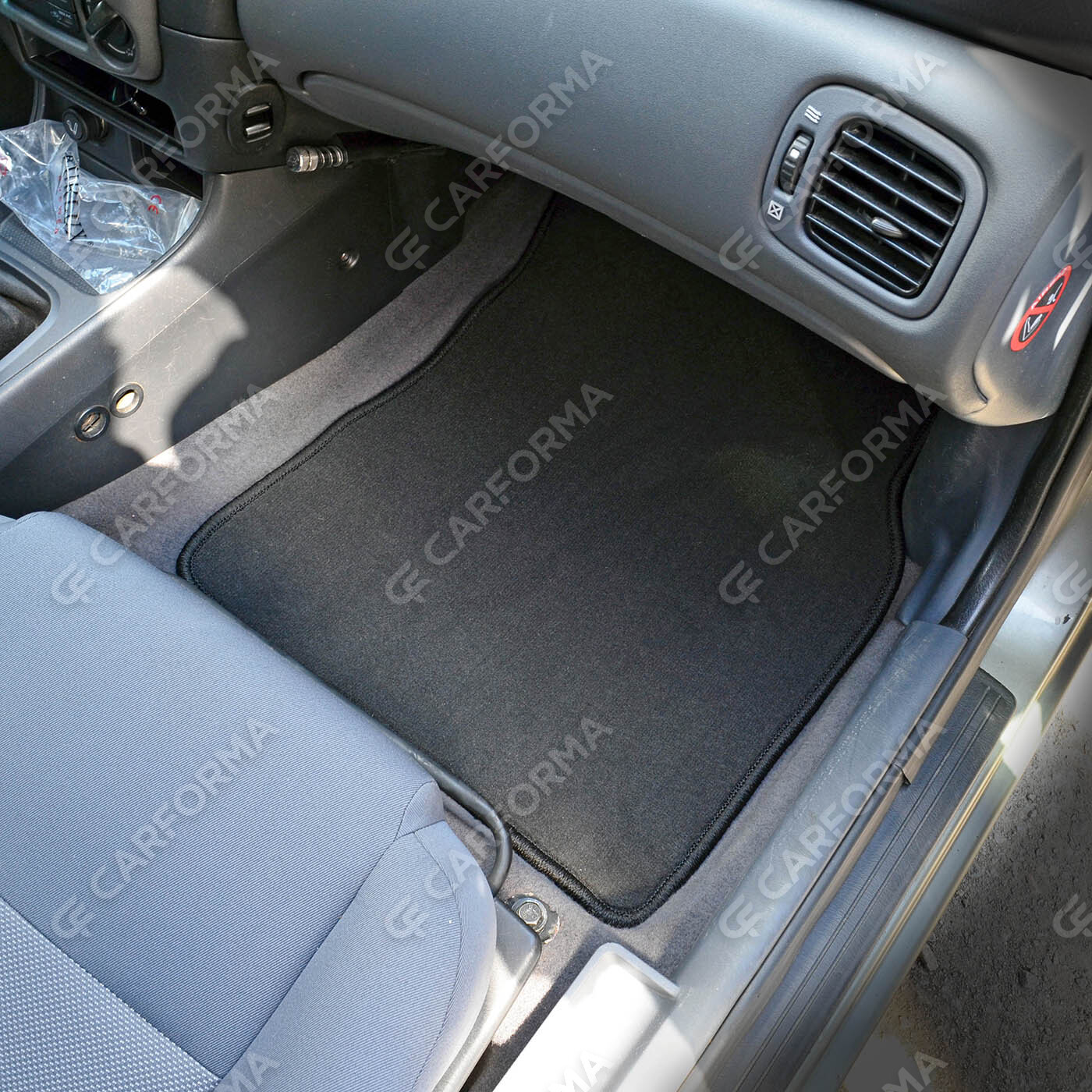 Ворсовые коврики на Nissan Almera 2 (N16) 2000&nbsp;-&nbsp;2006 в Рязани