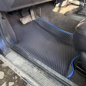 Коврики на Jeep Grand Cherokee (ZJ) 1992 - 1999 в Рязани