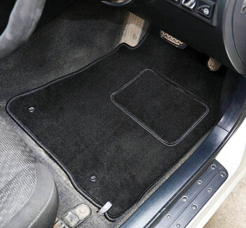 Коврики на Toyota Altezza 1998&nbsp;-&nbsp;2005 в Рязани