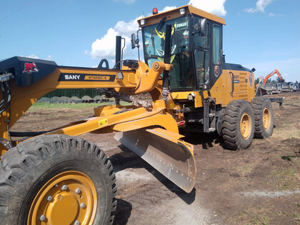 Коврики на Спецтехника Автогрейдер SANY STG230C 8 AWD  в Рязани